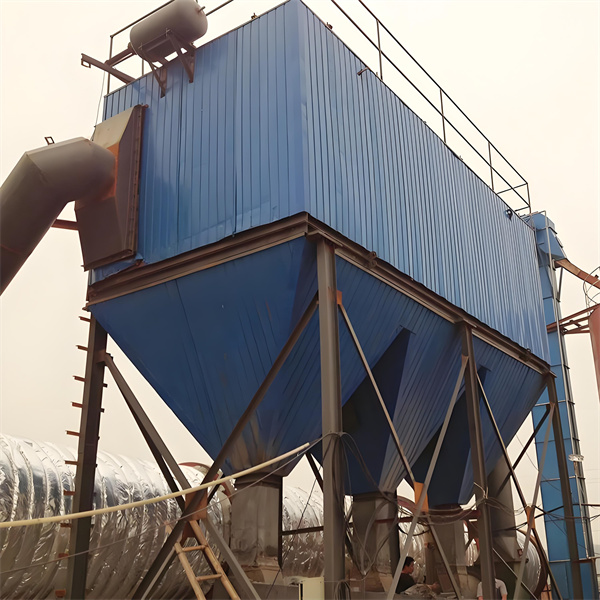 布袋除塵器處理細小粉塵除塵效果更高.jpg